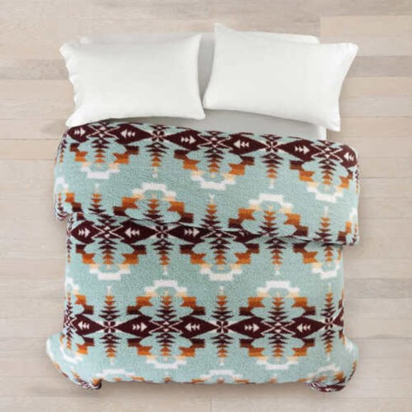 Pendleton Blanket QUEEN Soft & Cozy Sherpa Fleece Reversible Washable NWT - Picture 3 of 16